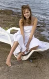 EB_ALIZEYA_A_WHITE_DRESS_1.webp