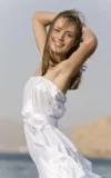 EB_ALIZEYA_A_WHITE_DRESS_19.webp