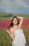 EB_BARBARA_VIE_POPPIES_GONE_WILD_15.webp