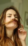 RU_DEBORA_ALTA__ROCHELLE_BACKSTAGE._VOL.40_5.webp
