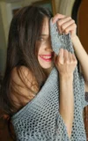 RU_LEONA_MIA_BACKSTAGE._VOL.72_7.webp