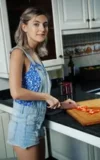 SA_EVA_ELFIE_COOKING_15.webp