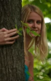 ST18_ANETA_UNDER_THE_TREE_14.webp