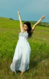 ST18_CARA_Q_CARA_-_SUN_IN_THE_FIELD_13.webp