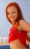 ST18_CAROLINA_CAROLINA_-_COLORED_STOCKINGS_18.webp