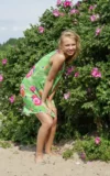 ST18_CLIANTHA_M_CLIANTHA_-_FLOWER_DRESS_AND_SAND_19.webp