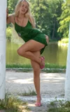 ST18_EVADNE_G_EVADNE_-_BLOND_GIRL_IN_GREEN_DRESS_15.webp