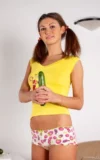 ST18_FILIPPA_H_FILIPPA_-_CUCUMBER_MASTURBATION_15.webp