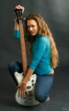 ST18_KARISSA_P_KARISSA_-_I_LOVE_THE_SOUND_OF_THE_BASS_17.webp