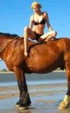 ST18_LARISSA_H_LARISSA_-_RIDING_BY_THE_BEACH_13.webp