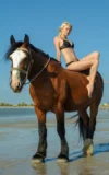 ST18_LARISSA_H_LARISSA_-_RIDING_BY_THE_BEACH_15.webp