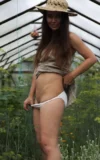 ST18_NICOLE_V_NAKED_IN_THE_GREENHOUSE_1.webp