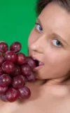 ST18_PAMELA_D_GRAPES_4.webp