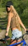 ST18_PHILOMENA_S_PHILOMENA_-_BIKING_IN_THE_WOODS_18.webp