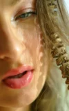 ST18_RAKEL_U_RAKEL_-_CLOSE_UP_TO_MY_BODY_4.webp