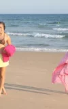 VT_SONIA_RED__LUCIE_B_NO_FEAR_IN_LOVE_BTS_3.webp