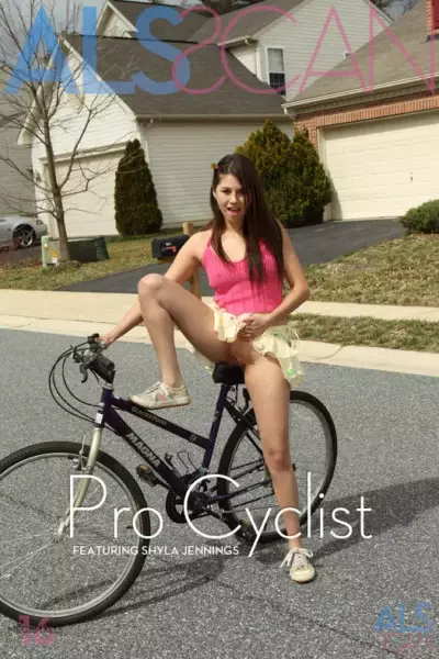 SHYLA JENNINGS – PRO CYCLIST – by ALS PHOTOGRAPHER (311) AS