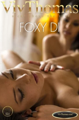 FOXY DI & CINDY HOPE – FOXY DI – by VIV THOMAS (88) VT