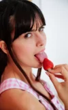 SA_LENI_DOLL_STRAWBERRY_JUICE_4.webp