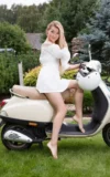 MA_CELESTINE_MOPED_19.webp