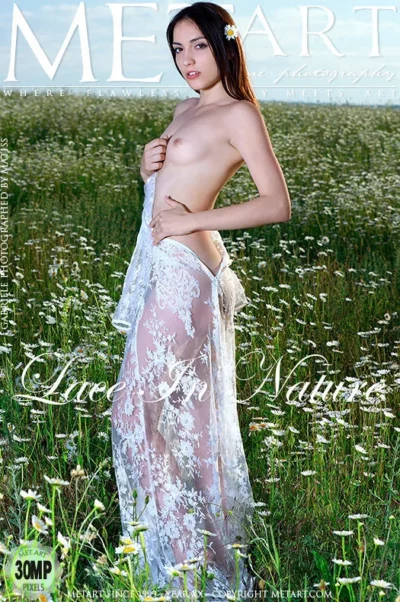 GABRIELE – LACE IN NATURE – by MATISS (119) MA