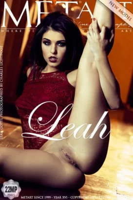 LEAH GOTTI – PRESENTING LEAH GOTTI – by CHARLES LIGHTFOOT (110) MA