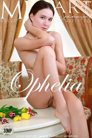 OPHELIA – PRESENTING OPHELIA – by MATISS (118) MA