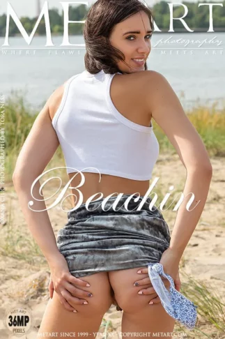 OXANA CHIC – BEACHIN – by TORA NESS (120) MA