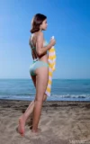 MA_DZHILI_LIFES_A_BEACH_3.webp