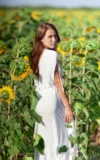 MA_MELANIA_SUNFLOWERS_15.webp