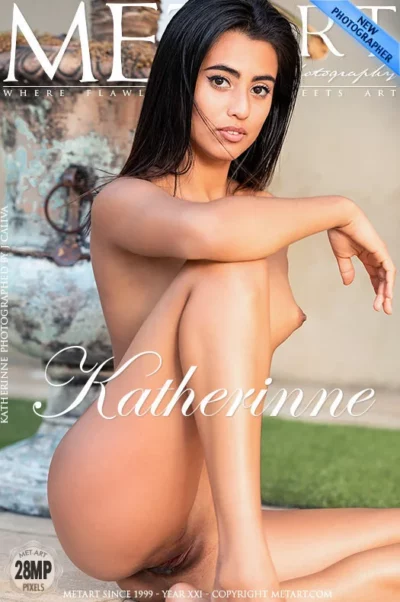 KATHERINNE RODRIGUEZ – PRESENTING KATHERINNE – by J CALIVA (140) MA