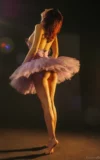 ST18_DORA_P_DORA_-_A_TALENTED_BALLET_DANCER_17.webp