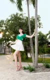 MA_AMELIA_RIVEN_GIRL_IN_GREEN_6.webp