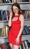 MA_LAURA_LIT_LADY_IN_RED_19.webp