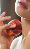 MILKAVI - PEACHY KEEN - by KARL SIRMI (115) MA 2 MA_MILKAVI_PEACHY_KEEN_10.webp