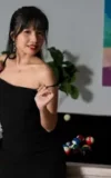 NORAH - GAME'S NIGHT - by ROBERT GRAHAM (105) MA 16 MA_NORAH_GAMES_NIGHT_5.webp