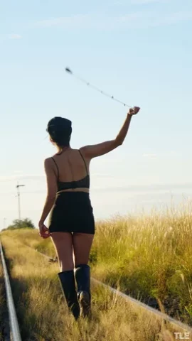 Preview 18