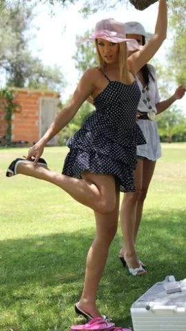 Preview 15