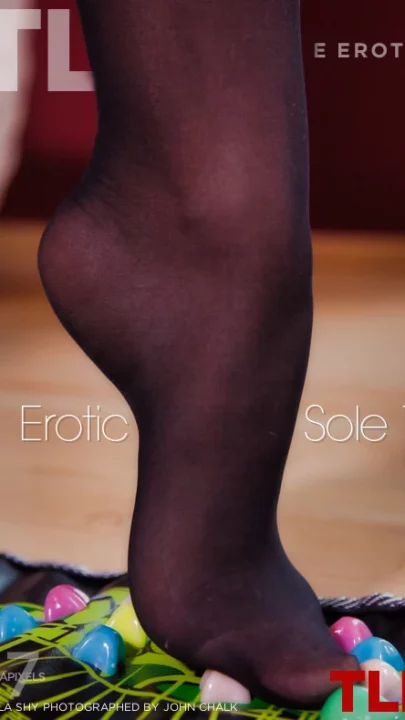 PAULA SHY – EROTIC SOLE 1 – by JOHN CHALK (80) TLE