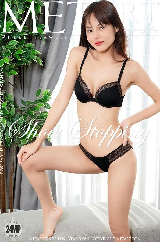 ROSE SARINZ – SHOW STOPPING – by ROBERT GRAHAM (100) MA