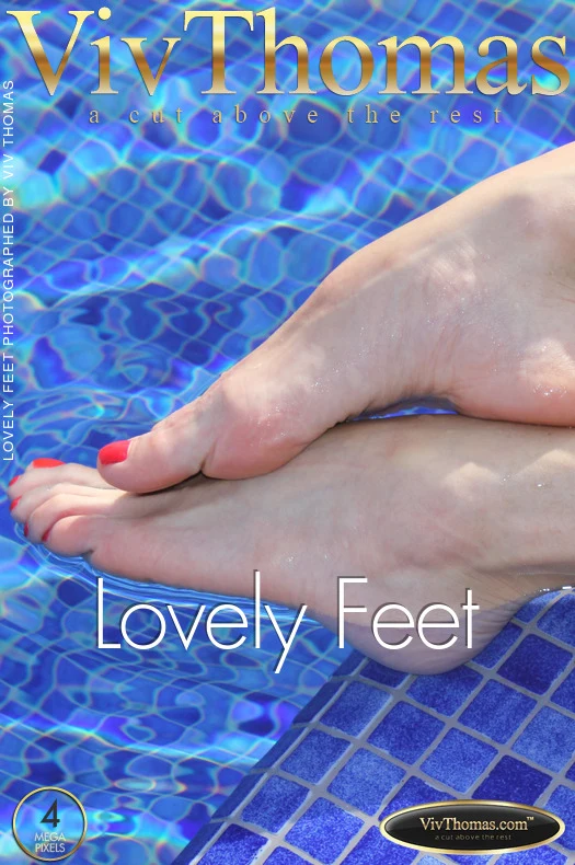 KITTY CAT & VIKTORIA DIAMOND & BIANCA GOLDEN & BLUE ANGEL – LOVELY FEET – by VIV THOMAS (115) VT