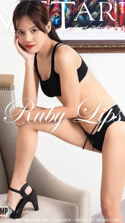 ROSE SARINZ – RUBY LIPS – by ROBERT GRAHAM (98) MA