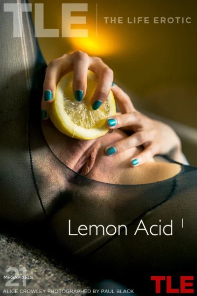 ALICE CROWLEY – LEMON ACID 1 – by PAUL BLACK (120) TLE