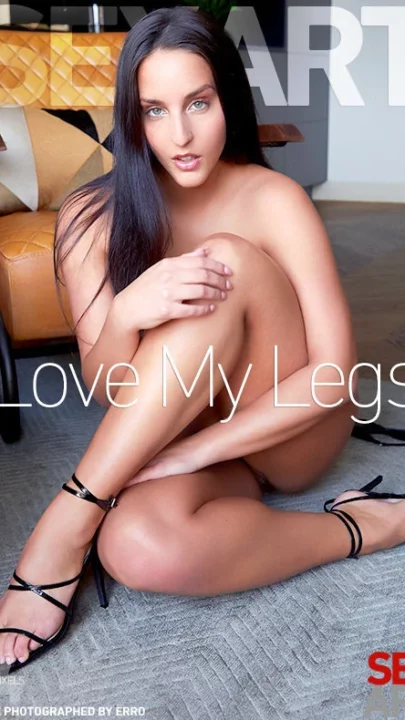 BETZZ – LOVE MY LEGS – by ERRO (135) SA