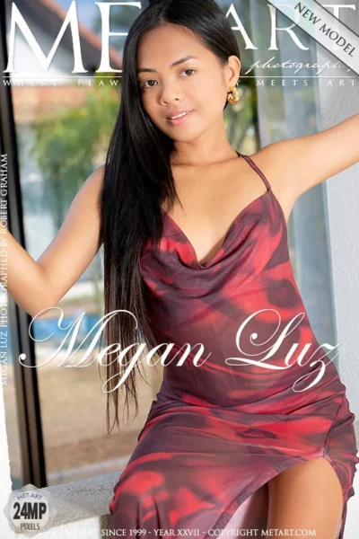 MEGAN LUZ – PRESENTING MEGAN LUZ – by ROBERT GRAHAM (100) MA