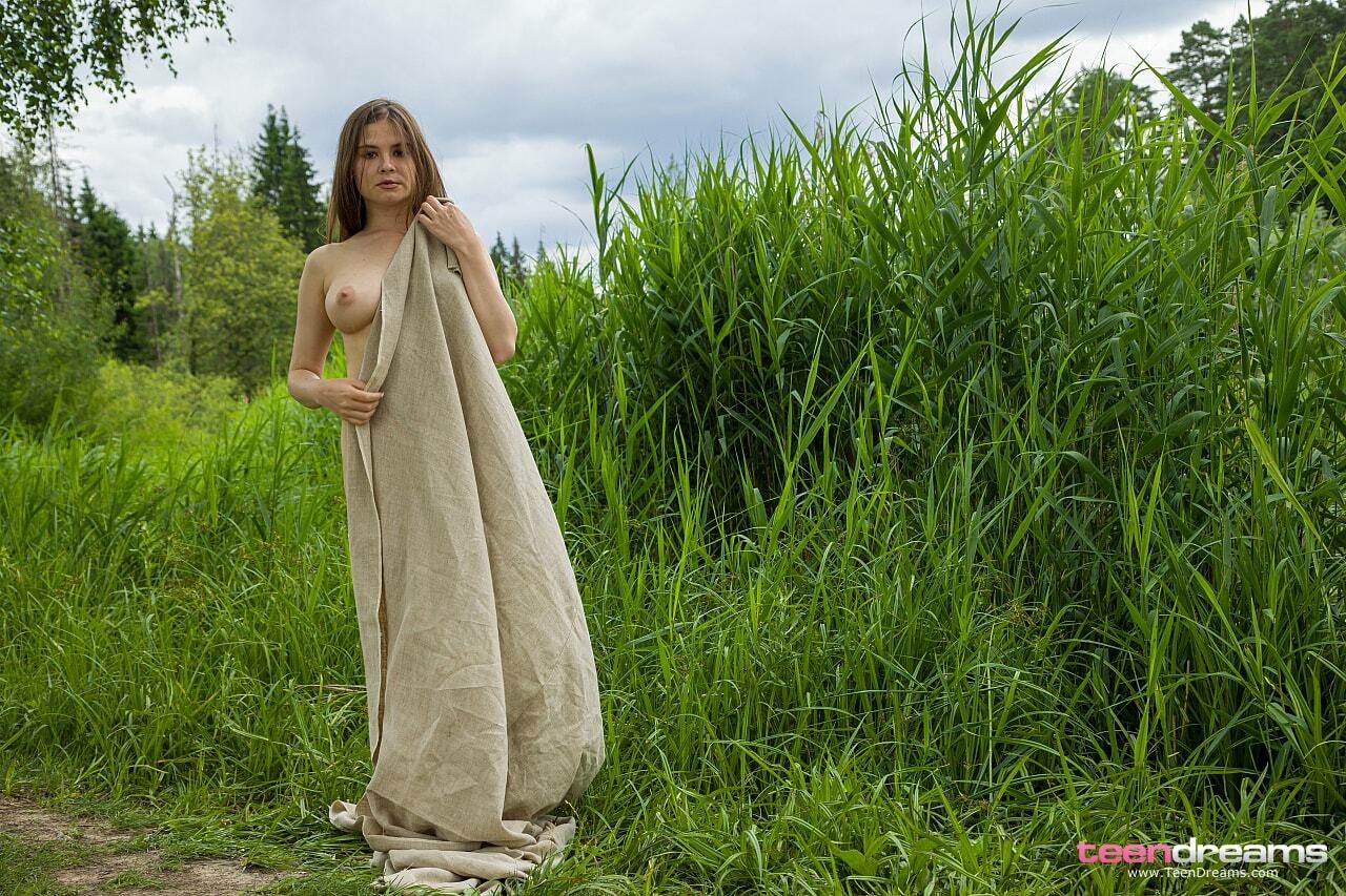 Kira naked by the pond (147) TD
