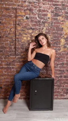 Preview 15