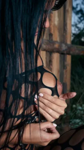 Preview 16