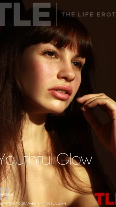 FLORENS – YOUTHFUL GLOW – by ANGELA LININ (120) TLE