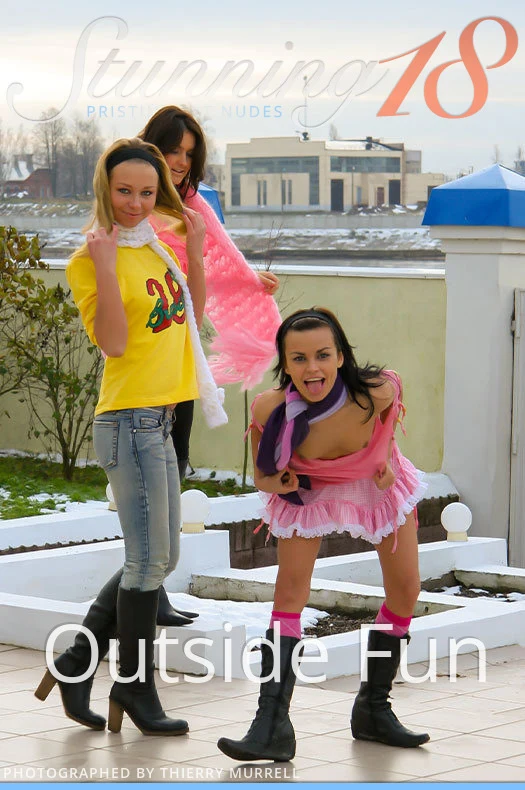BRIGITTA F & KENIA H & SAMANTHA I – BRIGITTA – OUTSIDE FUN – by THIERRY MURRELL (91) ST18